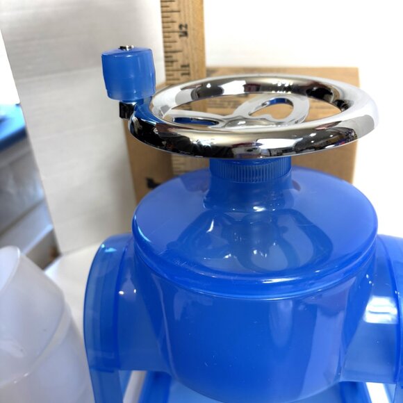 Pampered Chef Ice Shaver #2945 with 3 Cups / Lids Discontinued - Picture 11 of 13